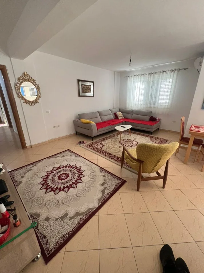 Tirane, shitet apartament 2+1 Kati 3, 96 m² 122.000 € (Kompleksi Malajzian)