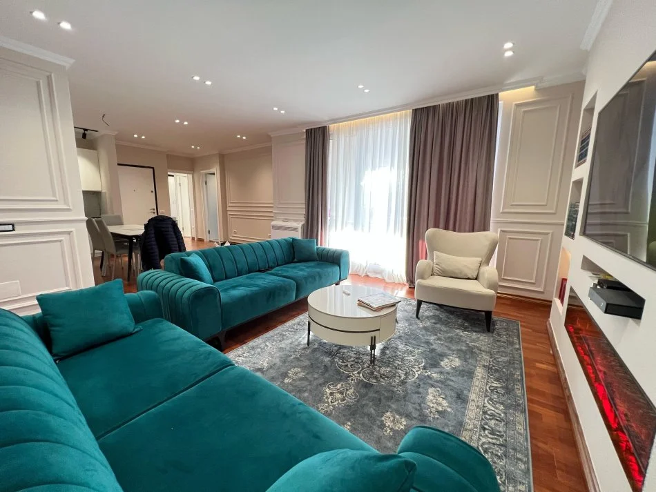 Tirane, jepet me qera apartament 2+1 Kati 9, 110 m² 1.600 € 