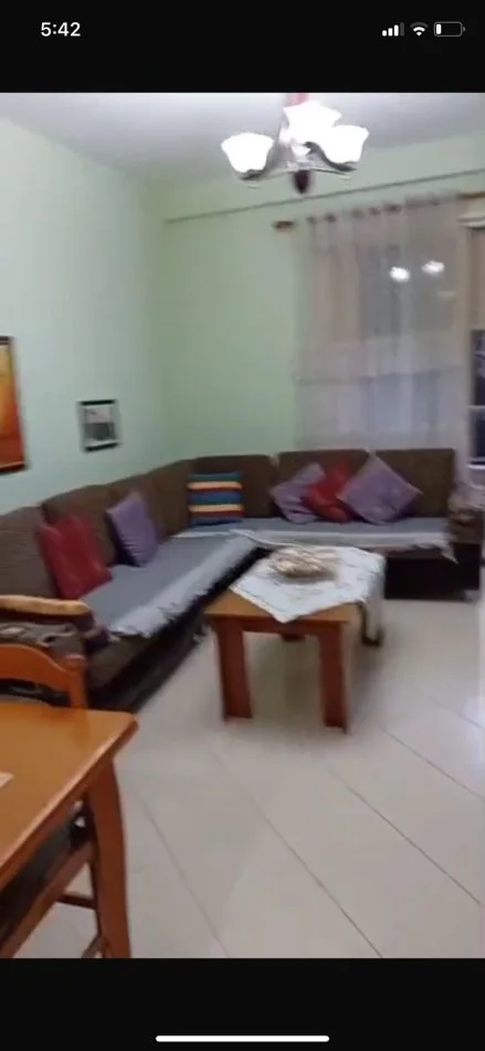 Tirane, jepet me qera apartament 1+1 Kati 2, 68 m² 350 € (fresku)