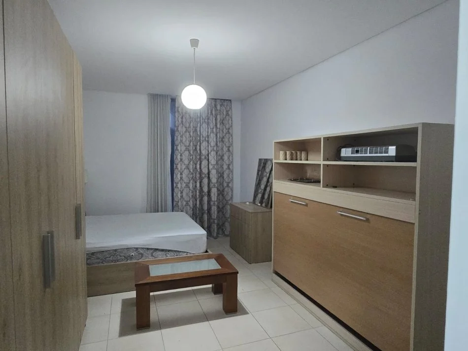 Tirane, jepet me qera apartament 2+1 Kati 6, 