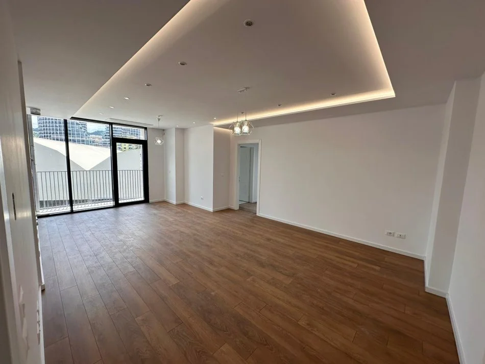 Tirane, jepet me qera apartament 2+1 Kati 2, 1.400 € 