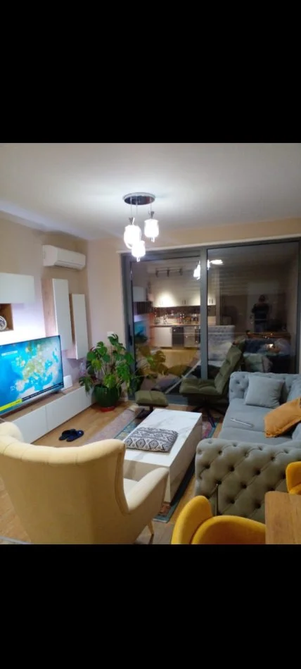 Tirane, jap me qera apartament 2+1+Ballkon Kati 9, 90 m² 750 € (Don Bosko)