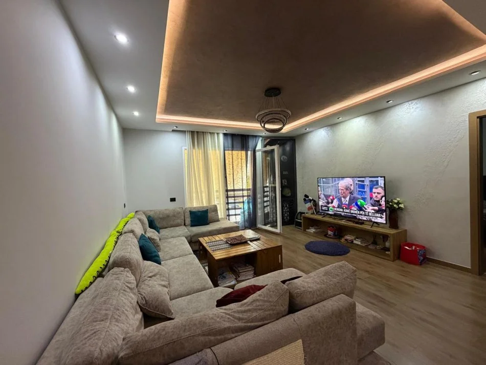 Tirane, shitet apartament 2+1+Ballkon , 101 m² 350.009 € (Komuna e Parisit)