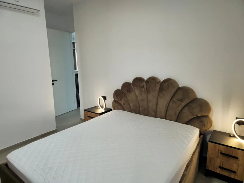 Tirane, jepet me qera apartament Kati 2, 123 m² 1.350 € (LIQENI I THATE ,KOMPLEKSI FZ)