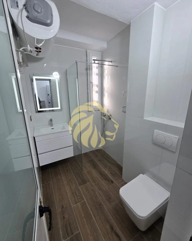 Tirane, jepet me qera garsonier 1+1 , 34 m² 500 € 