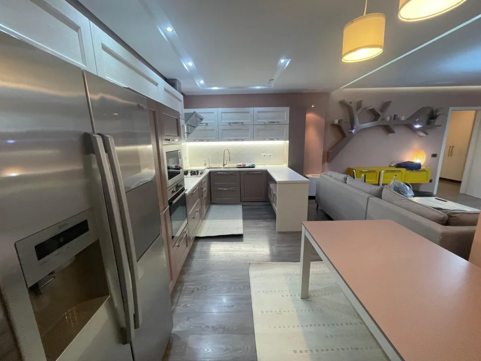 Tirane, jepet me qera apartament 2+1+Aneks+Ballkon Kati 9, 115 m² 1.200 € 