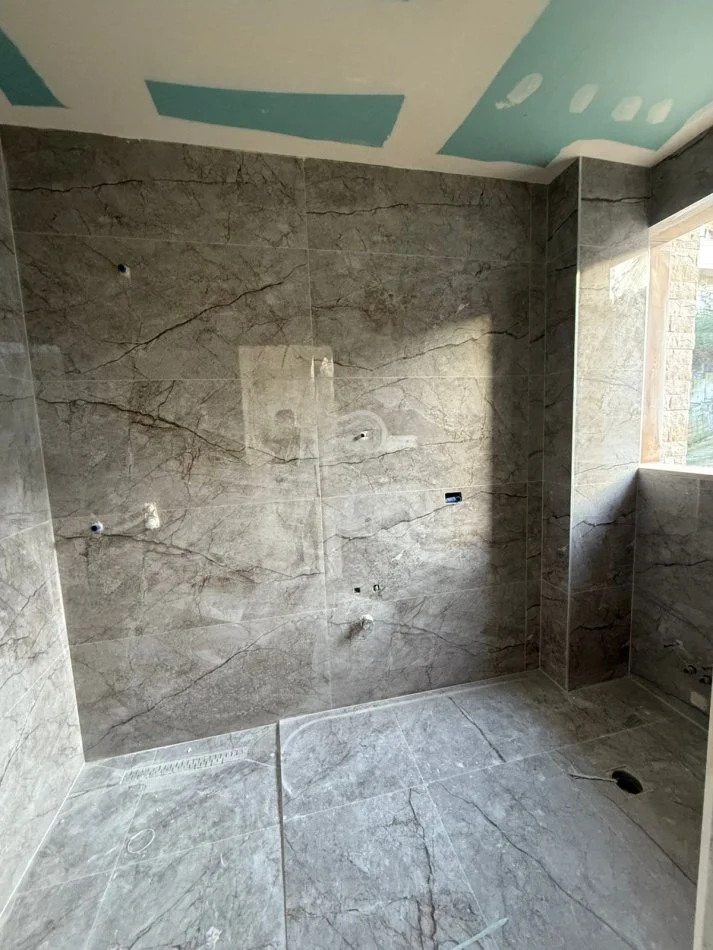 Tirane, jepet me qera Vile 3 Katshe , 500 m² 2.000 € 