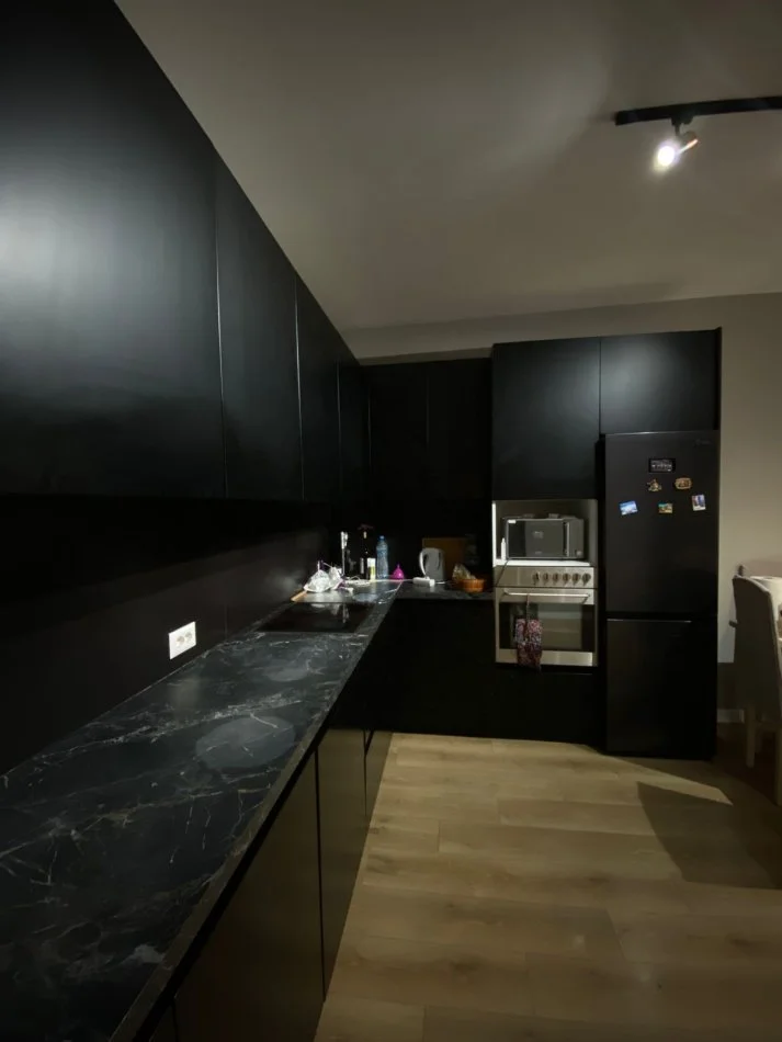 Tirane, shitet apartament 2+1+Aneks+Ballkon Kati 4, 109 m² 