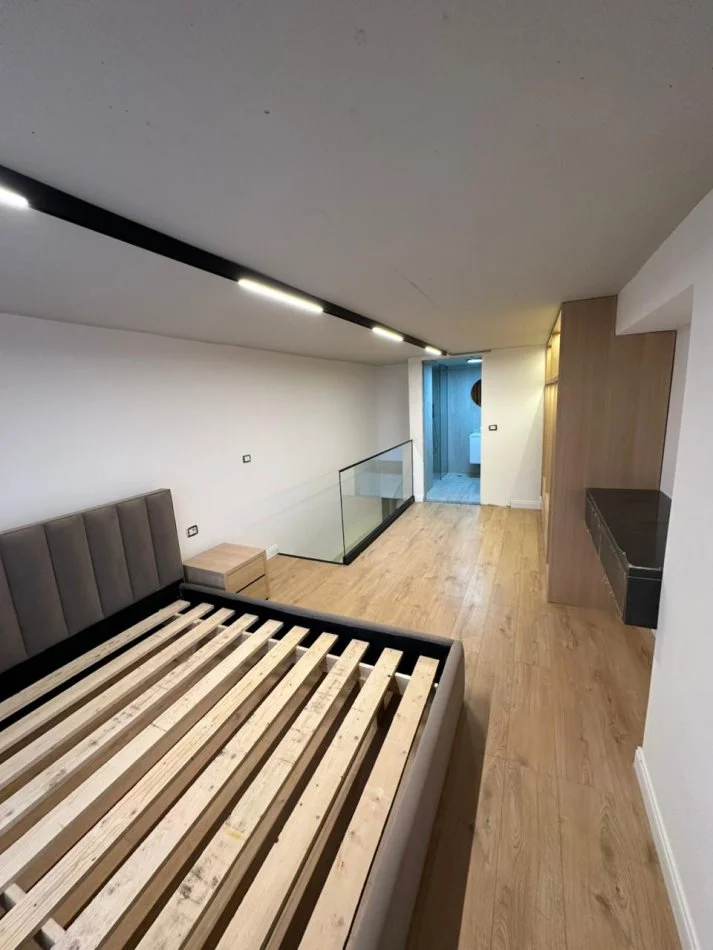 Tirane, shitet apartament duplex 1+1+Ballkon Kati 1, 73 m² 122.000 € (Golden Park 3)