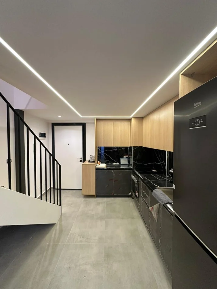 Tirane, shitet apartament duplex 1+1 , 74 m² 122.009 € (Golden Park 3)