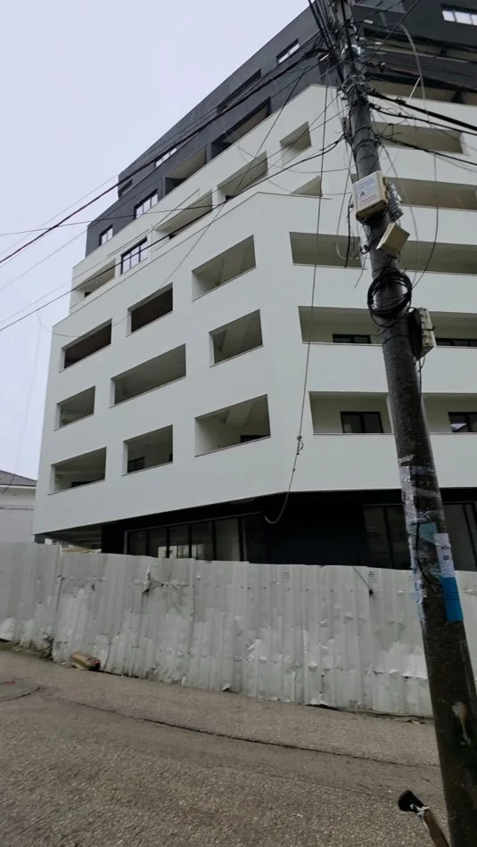 SHITEN 5 APARTAMENTE , RRUGA E DIBRES , PRANE QSUT