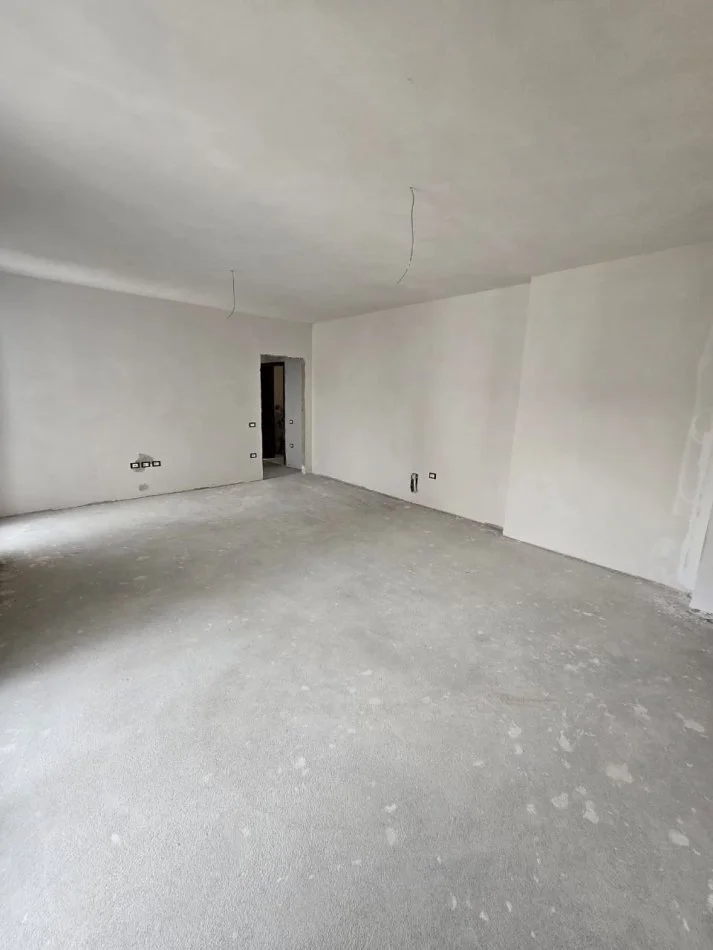 Tirane, shitet apartament 2+1 Kati 3, 112 m² 212.239 € (Rruga Jordan Misja)