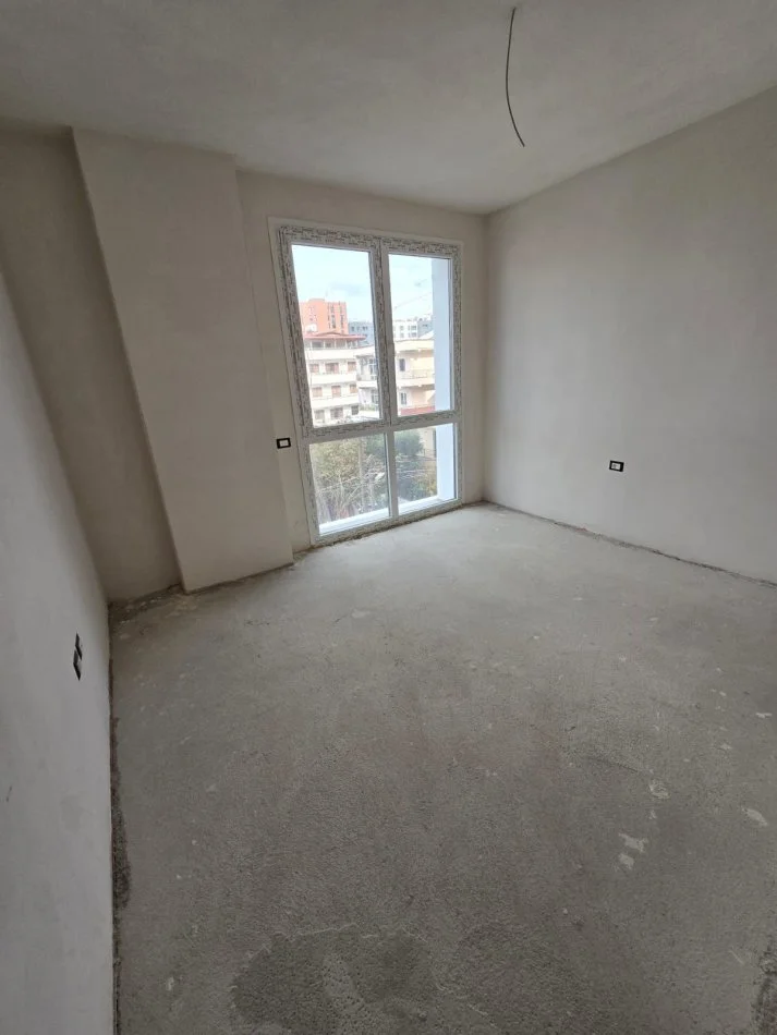 Shqiperi, shitet apartament 3+1 Kati 3, 142 m² 268.669 € (Rruga Jordan Misja)