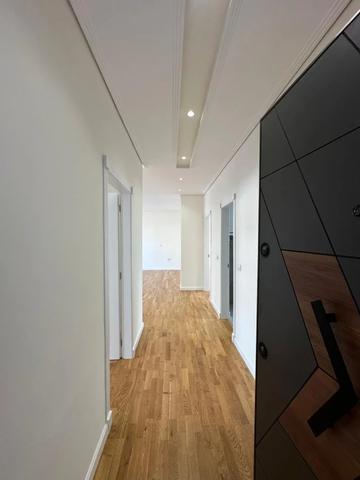 Tirane, shitet apartament 2+1+Ballkon Kati 5, 86 m² 140.000 € 