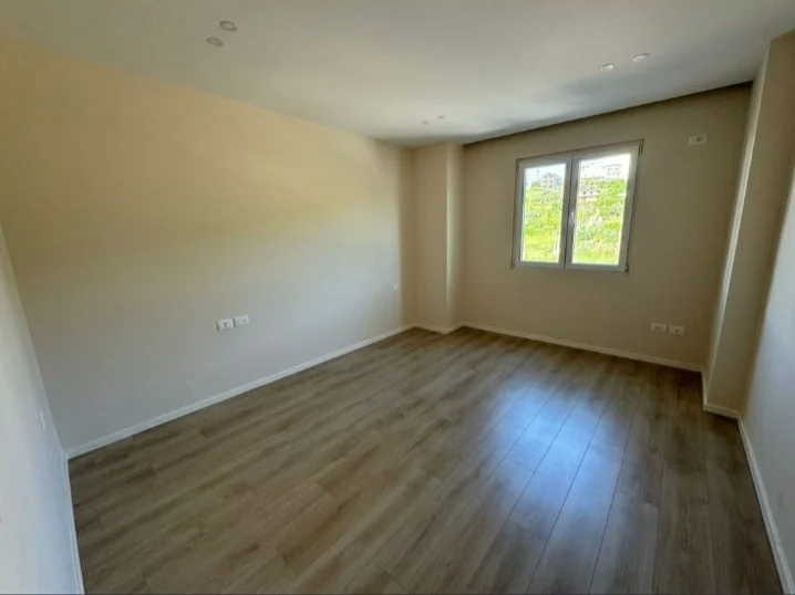 Durres, shitet apartament+verande | Penthouse 1+1+Aneks+Ballkon Kati 5, 86 m² 90.000 € 