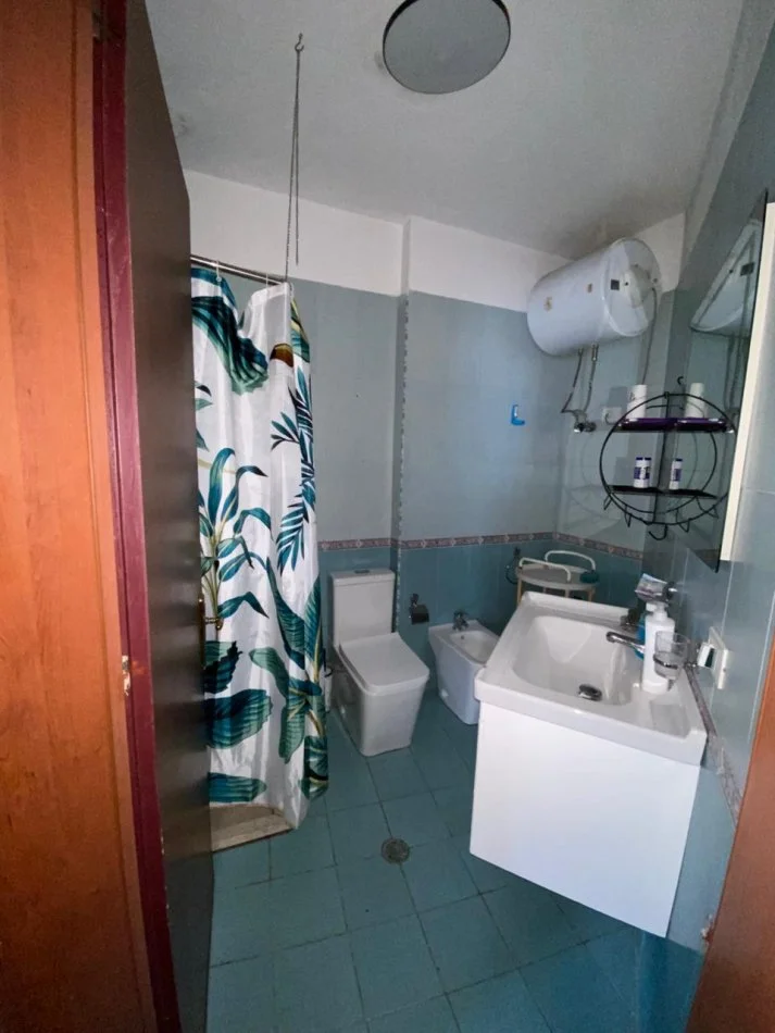 Tirane, shitet apartament 2+1+Aneks+Ballkon Kati 4, 88 m² 115.000 € 