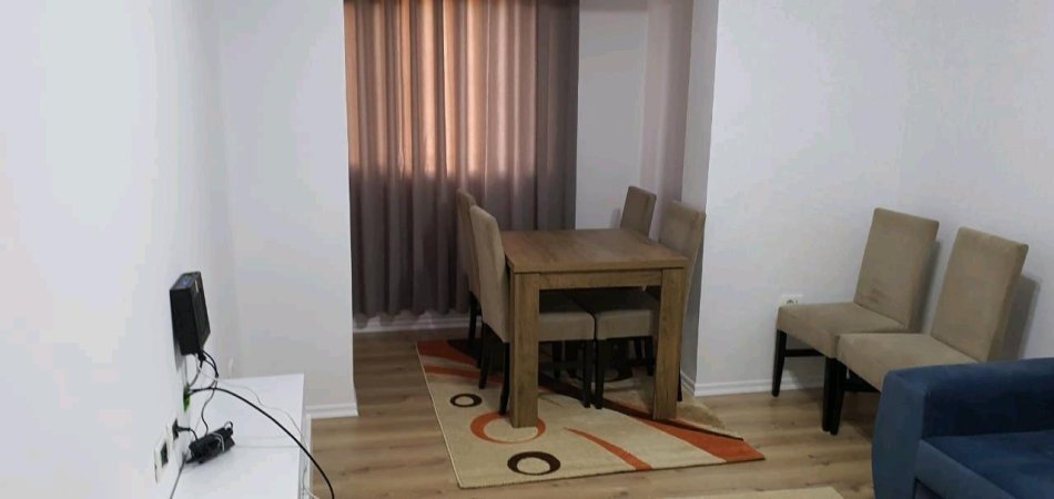 Tirane, jepet me qera apartament 2+1 Kati 4, 70 m² 550 € (Rruga Kont Leopold Bertold)