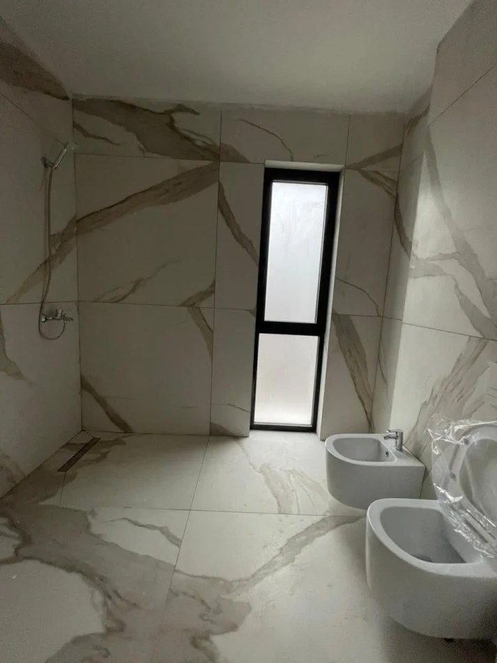 Tirane, shitet apartament 2+1 , 110 m² 164.009 € (Eagle Residence, Ish-Dogana)