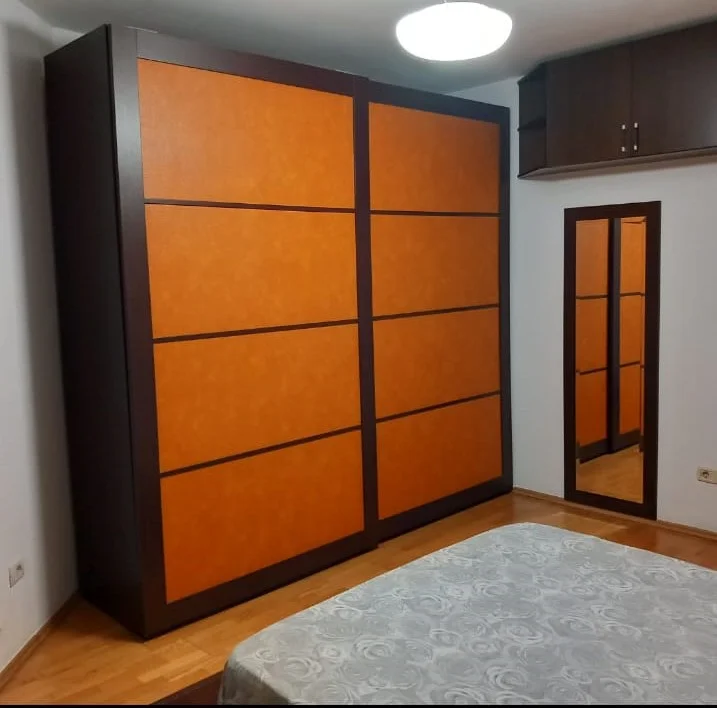 Tirane, jap me qera apartament 1+1+Ballkon Kati 4, 65 m² 600 € (AFER MARKET JOENA)