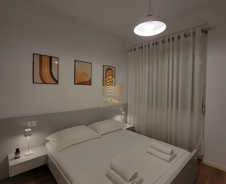 Tirane, jepet me qera apartament 1+1 Kati 1, 60 m² 650 € (Rruga Durresit)