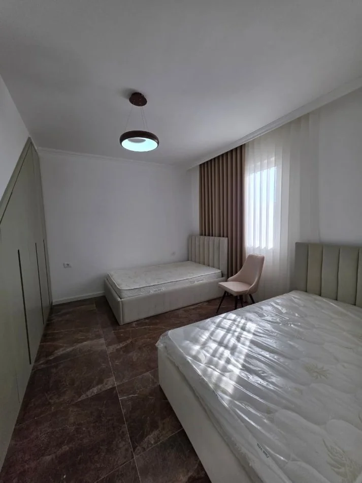 JEPET ME QERA DUPLEX 2+1+POST ,NE SHKOZE