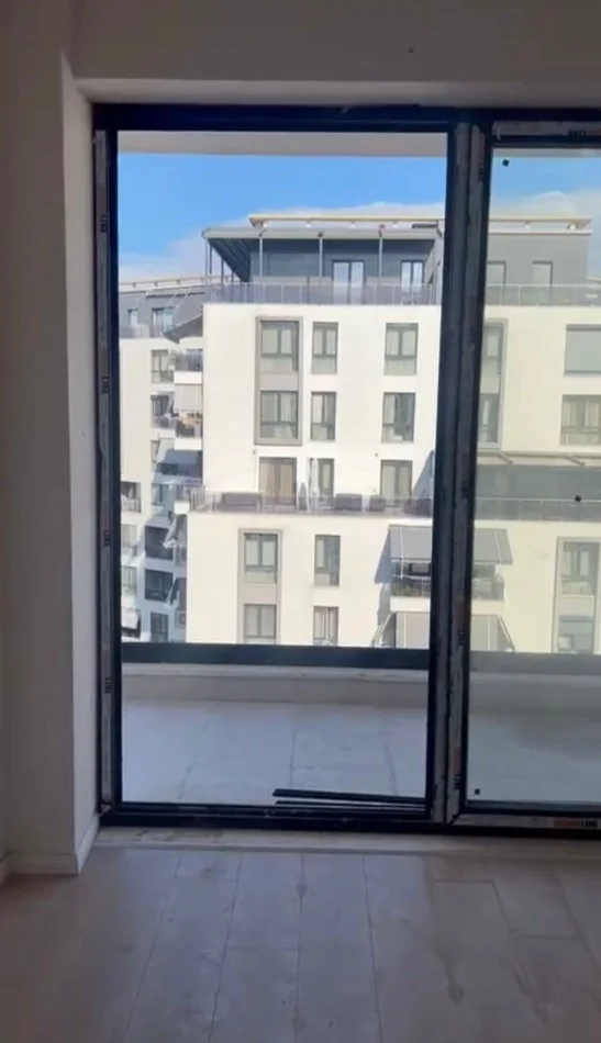 Tirane, shitet apartament 1+1+Ballkon Kati 4, 79 m² 128.000 € (Rezidenca Turdiu)