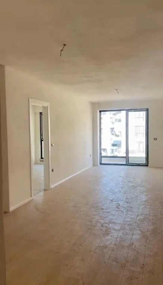 Tirane, shitet apartament 1+1+Ballkon Kati 4, 79 m² 128.000 € (Rezidenca Turdiu)