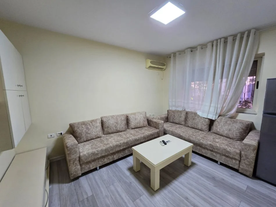 Tirane, shitet apartament 1+1+Ballkon Kati 1, 60 m² 147.000 € (MYSLYM SHYRI)