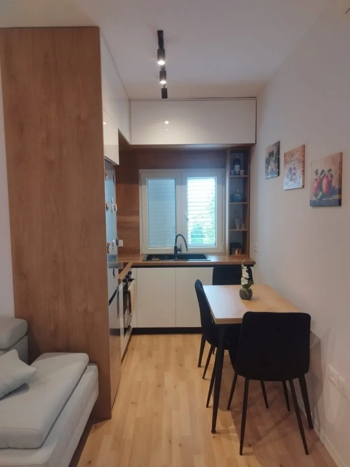 Tirane, shitet apartament 1+1+Aneks+Ballkon Kati 4, 51 m² 115.000 € (Selite)