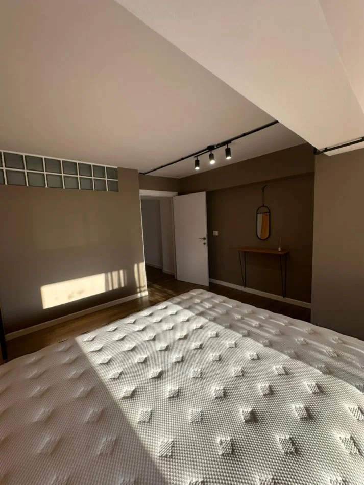 Tirane, shitet apartament duplex 2+1+Ballkon , 111 m² 170.000 € (Golden Park 3)