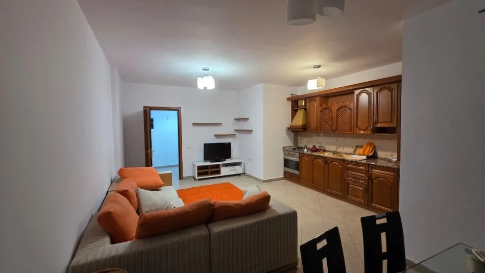 Tirane, shitet apartament 2+1 Kati 5, 120 m² 190.000 € (frang bardhi)