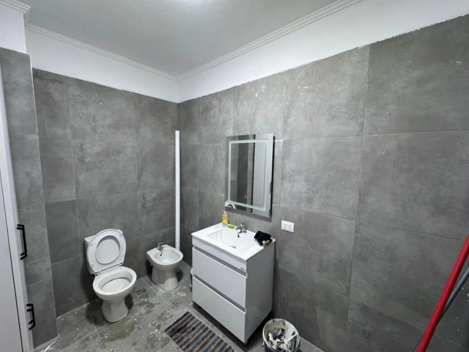 Tirane, shitet apartament 1+1 Kati 1, 60 m² 155.000 € 
