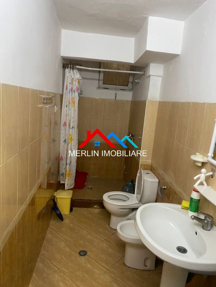 Tirane, jepet me qera apartament 1+1+Ballkon Kati 3, 70 m² 415 € (RRUGA HASAN VOGLI,SELITE)