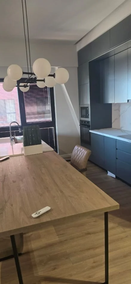 Tirane, shitet apartament 2+1+Aneks+Ballkon Kati 5, 170 m² 504.900 € 