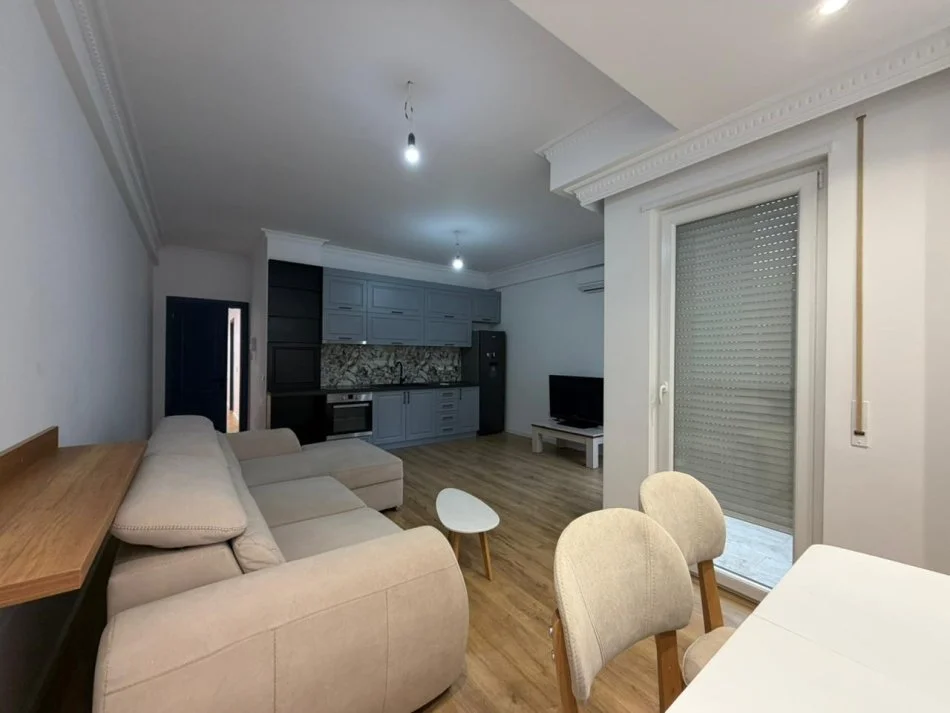 Tirane, shes apartament 2+1 Kati 2, 89 m² 190.000 €