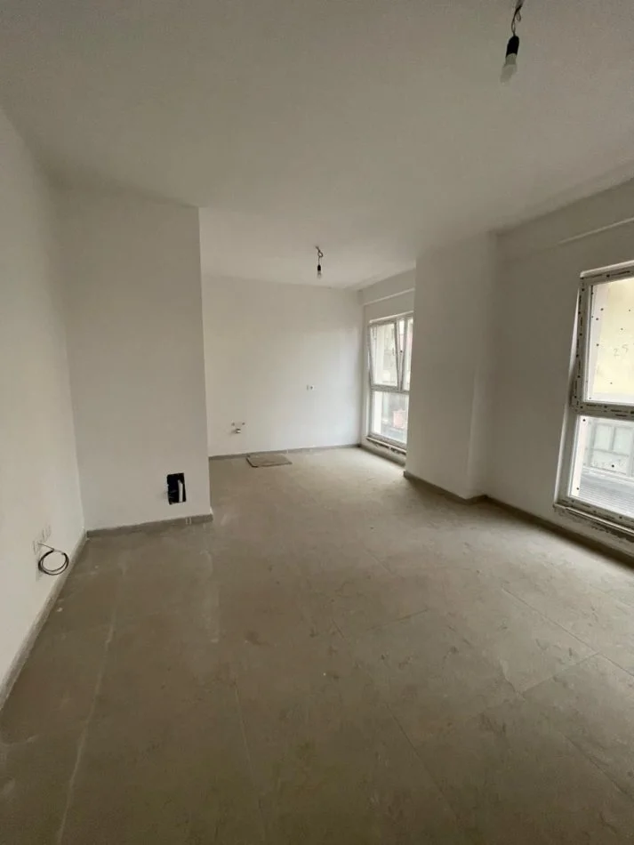 Tirane, shitet apartament 2+1+Aneks+Ballkon Kati 5, 88 m² 145.300 € 