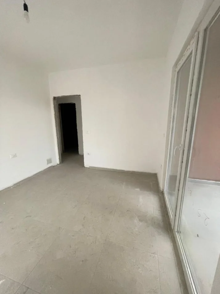 Tirane, shitet apartament 2+1+Aneks+Ballkon Kati 5, 88 m² 145.300 € 