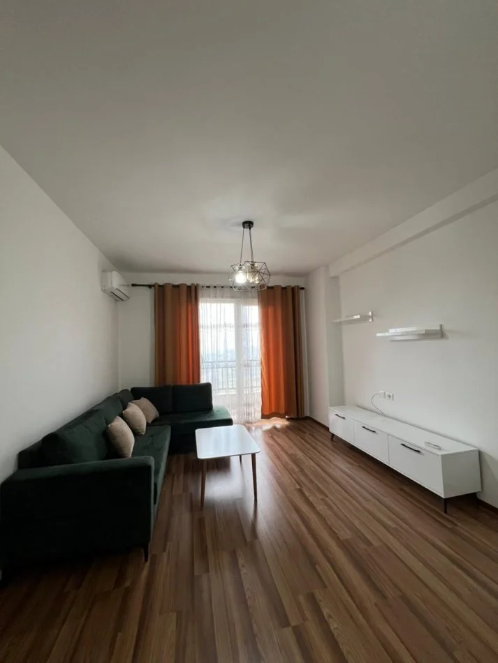Tirane, shitet apartament 1+1+Aneks+Ballkon Kati 7, 73 m² 110.000 € 