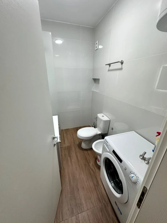 Tirane, shitet apartament 2+1 Kati 8, 104 m² 155.000 € (Astir – Kompleksi Fratari)