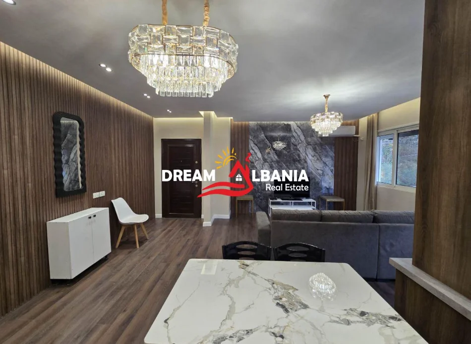 Tirane, shitet 2+1 Kati 3, 120 m² 210.000 € 
