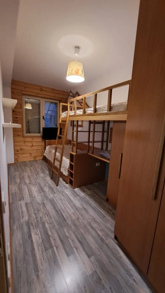 Tirane, shitet apartament 2+1 Kati 4, 81 m² 165.000 € (Ish Stacioni i Fundit Tirana e Re)