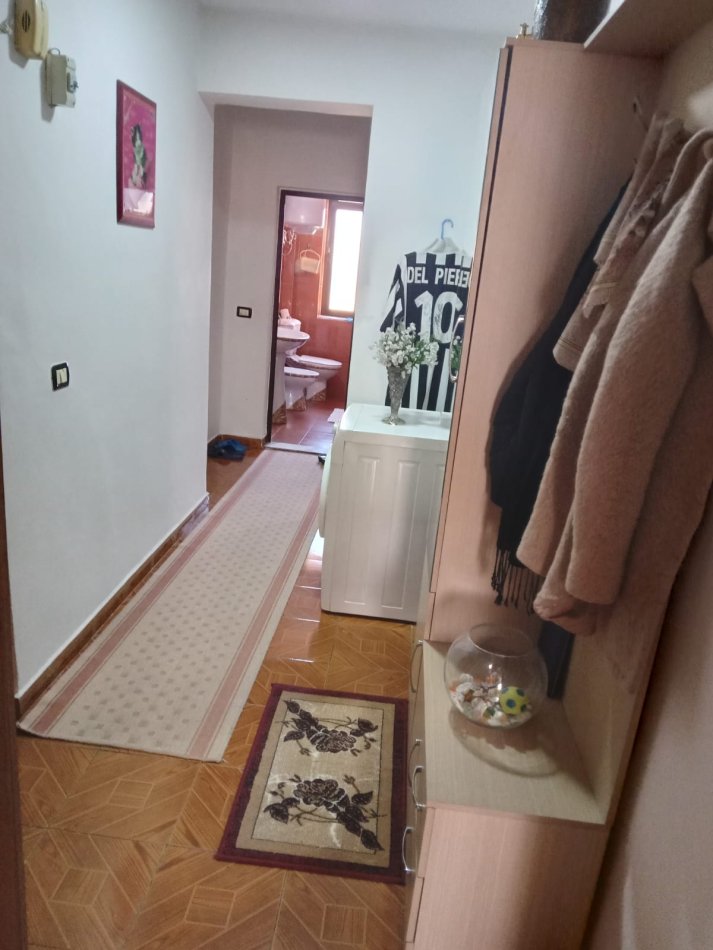 Tirane, shitet apartament 2+1 Kati 5, 70 m² 130.000 € (Bulevardi i Ri)