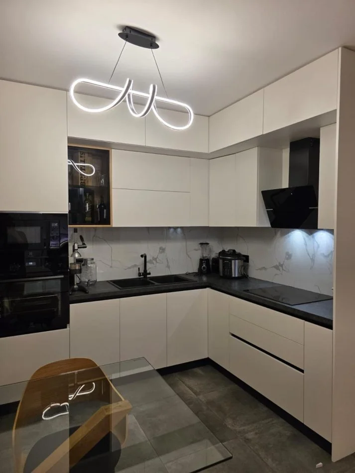 Tirane, shitet apartament 2+1+Ballkon Kati 0, 112 m² 329.000 € (Komuna e Parisit)