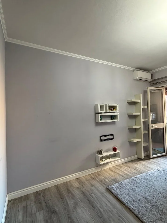 Tirane, shes apartament 1+1+Ballkon , 63 m² 170.000 € (Delijorgjit)