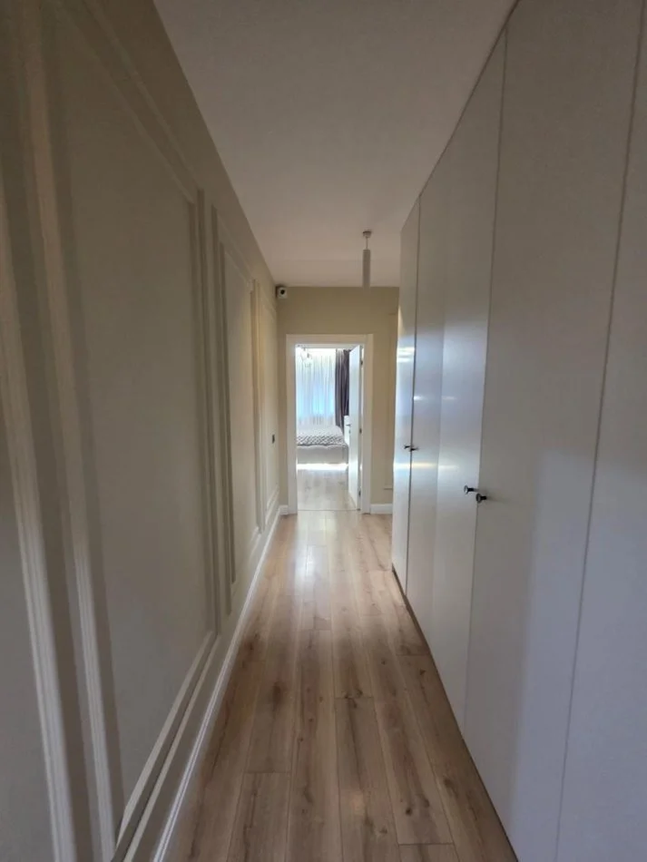Tirane, shitet apartament 2+1+Aneks+Ballkon Kati 1, 112 m² 392.000 € 