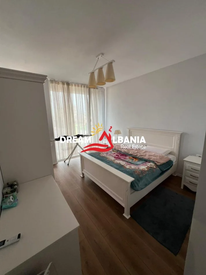 Tirane, shitet apartament 2+1 Kati 4, 129 m² 265.000 € (Te Shkolla E Kuqe)