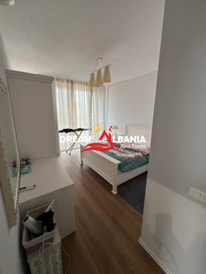 Tirane, shitet apartament 2+1 Kati 4, 129 m² 265.000 € (Te Shkolla E Kuqe)