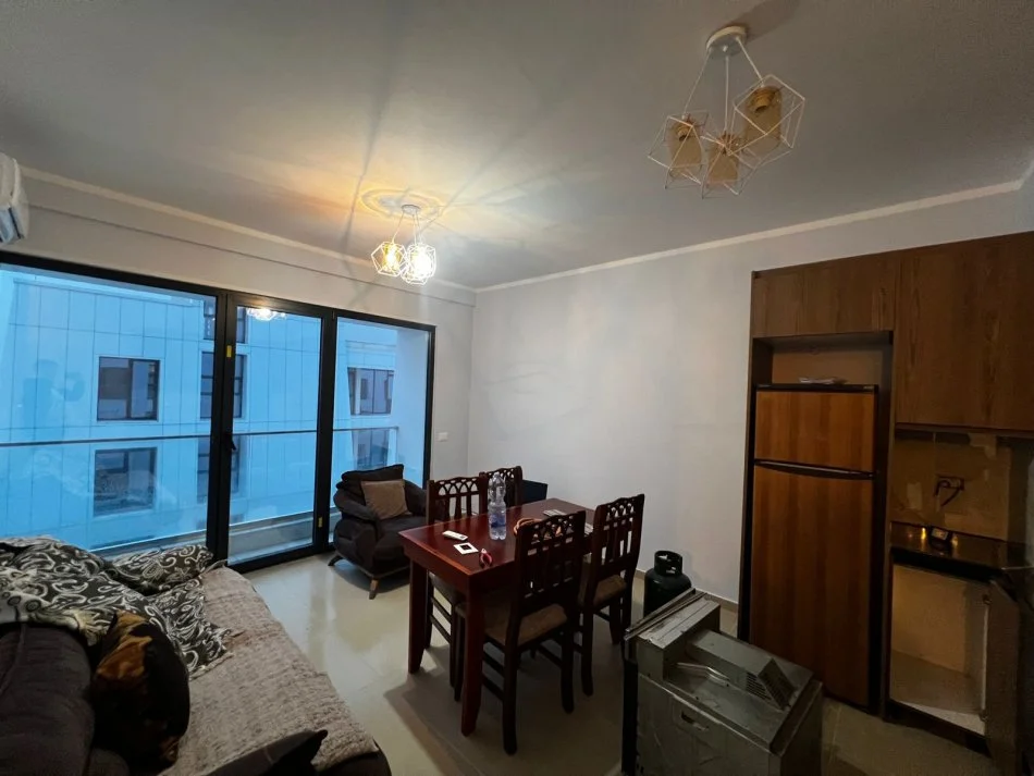 Tirane, jap me qera apartament 2+1+Ballkon Kati 5, 70 m² 550 € (Porcelan)
