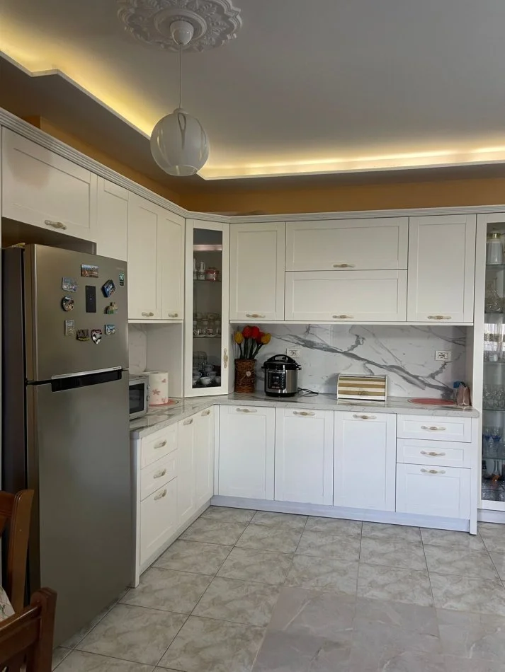 Tirane, shitet apartament 2+1 Kati 2, 70 m² 140.000 € (Rruga Don Bosko)