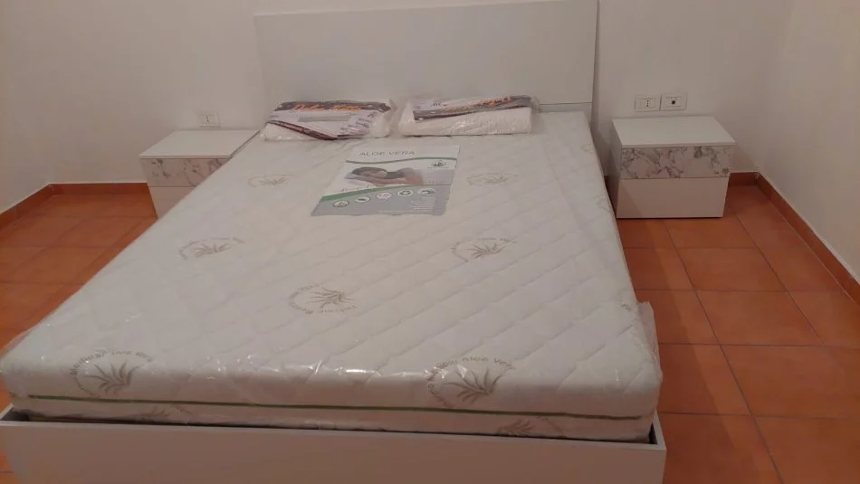 Tirane, jepet me qera apartament 2+1 Kati 8, 104 m² 450 € (astir)